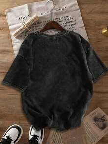 大码女式水洗棉短袖T恤。玫瑰图案，复古宽松版型。Y2K街头风。学院风，时尚百搭的Y2K女装，适合通勤。街头风常规版型，小众宽松时尚Y2K朋克Grunge图案T恤，可机洗短袖T恤。休闲黑色夏季款 - 黑色 - 查看 2