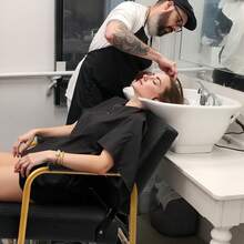 2 In 1 Auto Recline Shampoo Chair Barber Chair With Tilted Backrest For Salon - Default - View 2