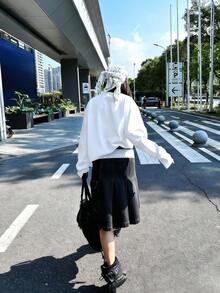 红色字母印花长袖T恤，女士休闲街头风宽松纯棉上衣，秋季款 - 白色 - 查看 3