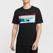 Nike 男士 AS U NSW TEE OC PHOTO T 恤，针织圆领短袖 THJ0761-010 - 黑色 - 查看 1