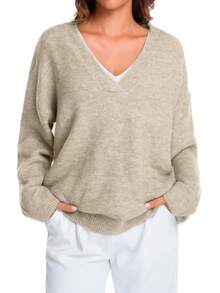 ​Essential Plus Size Long-Sleeve V-Neck Sweaters For Women – Must-Have Fall/Winter Wardrobe Pieces
