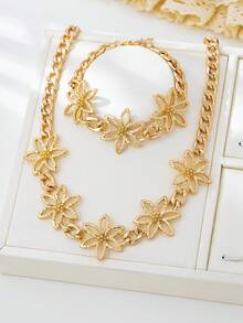 A Set Of Floral Necklaces, Bracelets, Earrings Suitable For Attending Parties And Banquets - Yellow Gold - View 6