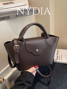 Fashionable Minimalist Chic Handbag With Flap Design, Suitable For Shoulder Or Crossbody Wear, Autumn/Winter - Coffee - View 1