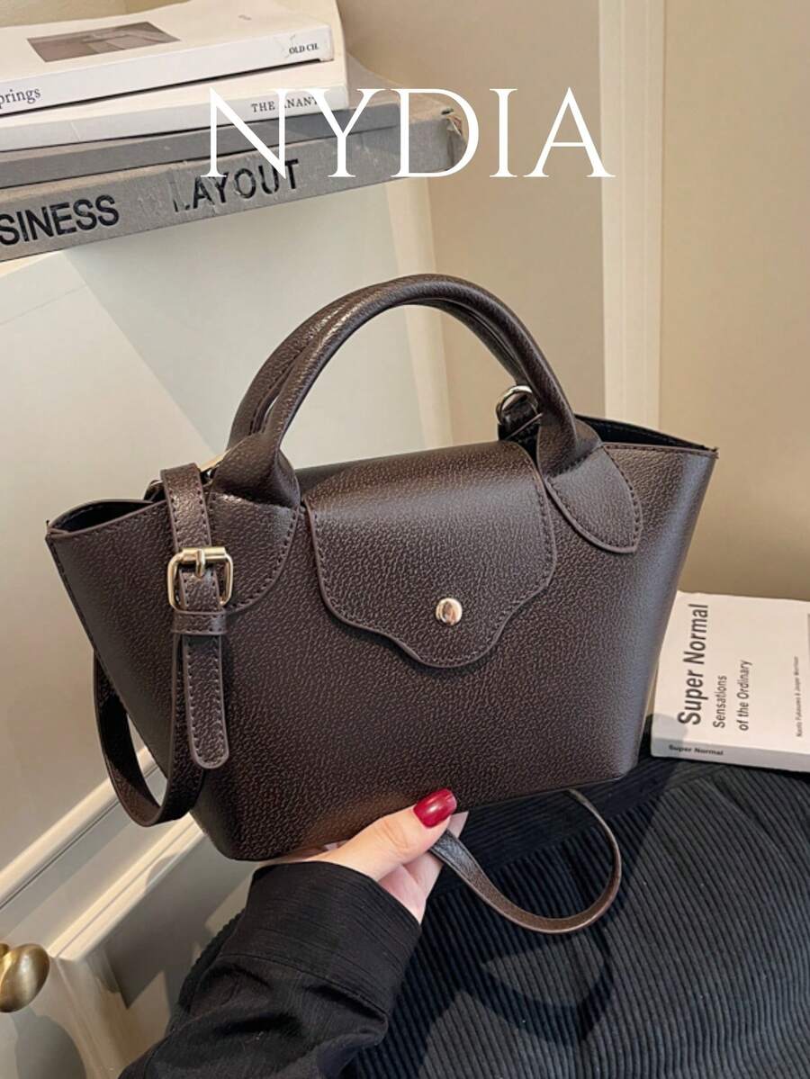Fashionable Minimalist Chic Handbag With Flap Design, Suitable For Shoulder Or Crossbody Wear, Autumn/Winter - Coffee - View 1