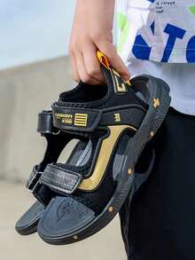 夏季新款儿童露趾凉鞋，男女童透气防滑软底沙滩鞋，轻便运动凉鞋，适合校园、海滩、休闲、日常、运动等场合。 - 芥末黃 - 查看 6