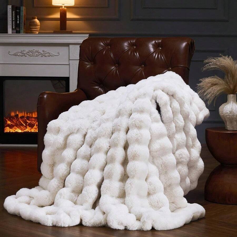 TTJM Faux Fur Throw Blanket For Couch Fluffy Fuzzy Plush Bubble Blanket Soft Warm Cozy Shaggy Rabbit Blanket Luxury Decorative Gifts For Sofa Bedroom Living Room 60x50inch Beige - 米色 - 查看 1