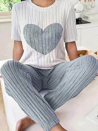Conjunto de ropa de estar en casa casual para mujer, encantador y cómodo de manga corta, conjunto de 2 piezas para el Día de San Valentín