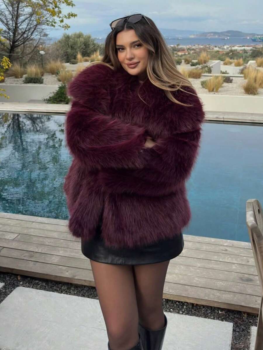 女式勃艮第红毛绒领短款夹克，适合秋冬户外穿着 - 酒紅 - 查看 1