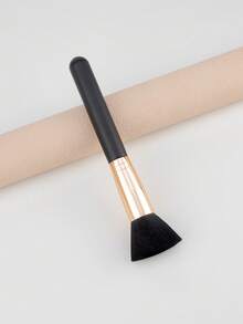 1pc Flat Foundation Brush, Wooden Handle, Black Synthetic Bristles, Suitable For Liquid And Cream Cosmetics, Professional Foundation Brush, Makeup Tool - Black - View 5