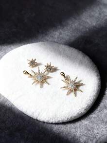 1pc Fashion New Rhinestone Snowflake Ear Stud Pendant Earring, Protector Hexagram Single Accessory, Great For Holiday & Birthday Gifts - Gold - View 6