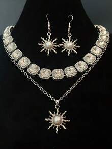 4pcs/Set Fashionable Elegant Sparkling White Crystal Sunflower Necklace & Earrings Jewelry Set, Gift For Mother's Day/Birthday/Party/Valentine's Day/Music Festival, Everyday Wear - White - View 1