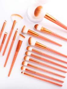 Bộ 15 cọ trang điểm chuyên nghiệp mềm mại, dạng ống dài, bao gồm cọ chải mi, cọ tán phấn mắt, cọ kẻ lông mày, cọ pha màu, cọ môi, cọ highlight, cọ che khuyết điểm, cọ trang điểm dạng phấn phủ và kem nền, thích hợp sử dụng hàng ngày và khi đi du lịch, phụ kiện trang điểm làm quà tặng cho bạn bè, bộ cọ trang điểm, bộ dụng cụ trang điểm. - Đỏ - Xem 1