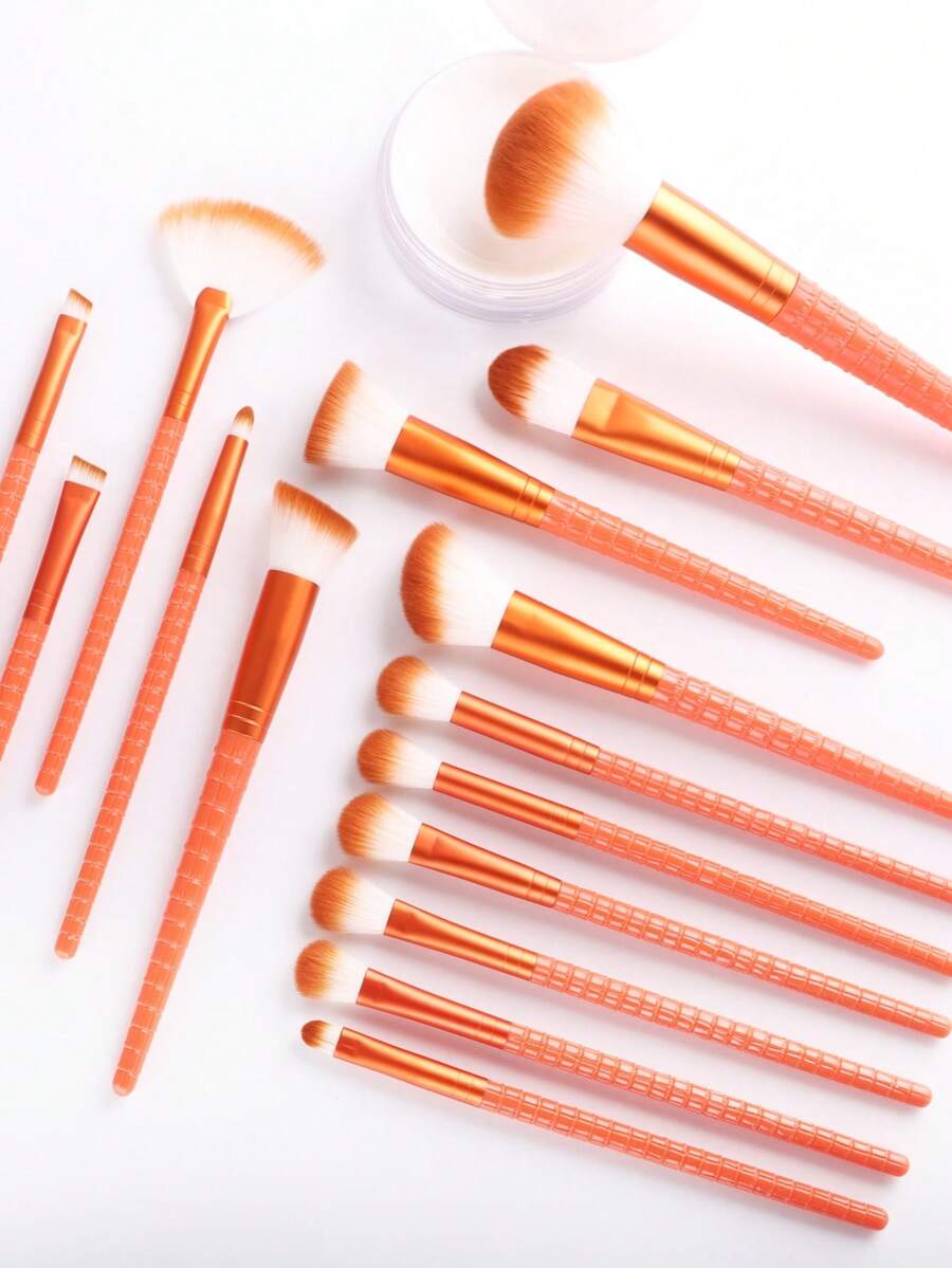 Bộ 15 cọ trang điểm chuyên nghiệp mềm mại, dạng ống dài, bao gồm cọ chải mi, cọ tán phấn mắt, cọ kẻ lông mày, cọ pha màu, cọ môi, cọ highlight, cọ che khuyết điểm, cọ trang điểm dạng phấn phủ và kem nền, thích hợp sử dụng hàng ngày và khi đi du lịch, phụ kiện trang điểm làm quà tặng cho bạn bè, bộ cọ trang điểm, bộ dụng cụ trang điểm. - Đỏ - Xem 1