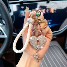 Llavero de coche con candado con diamantes, regalo creativo y de moda con colgante en forma de corazón, llavero de cuerda trenzada personalizado - Blanco - Ver 6