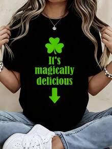 Its Magically Delicious St Patrick Day Shirt With Clover Design Green Text And Arrow For Women Men Unisex Casual T-Shirt Festive Irish Holiday Wear Comfortable Cotton Top For Saint Patricks Day Celebration - 黑色 - 查看 1