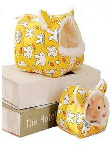 1pc Cartoon Print Warm Fleece Triangle Pet Nest, Suitable For Parrots, Hamsters, Squirrels And Other Pets, Autumn/Winter Pet Bed