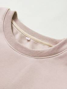 女士复古卡通印花卫衣，宽松保暖，纯棉落肩设计，厚实面料，适合秋冬季节，内里保暖抓绒，宽松圆领休闲百搭，适合寒冷天气穿着。大码尺码 - 淺粉 - 查看 3