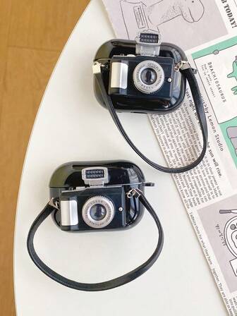 1pc Camera Shaped Bluetooth Earphone Case, Personalized Vintage Shockproof Protective Cover, Suitable For AirPods 1/2/3/4/Pro/Pro 2 (Earphones Not Included), Great Christmas Gift For Family, Friends, Girlfriend/Boyfriend