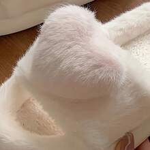 Women's Comfortable Heart-Shaped Plush Faux Fur Slippers - Winter Warm Open-Toe Home Shoes, Pink Beige Heart And Cream White, Soft Cushioned PVC Sole, Hand Washable Sweet Indoor/Outdoor Soft Sole Shoes (Not Suitable For Dryer) - 白色 - 查看 11