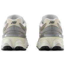 New Balance NB 9060 Low Top Kids' Running Shoes Red Violet Unisex GC9060EP | Cushioned Performance, Lightweight Comfort - 灰色 - 查看 4