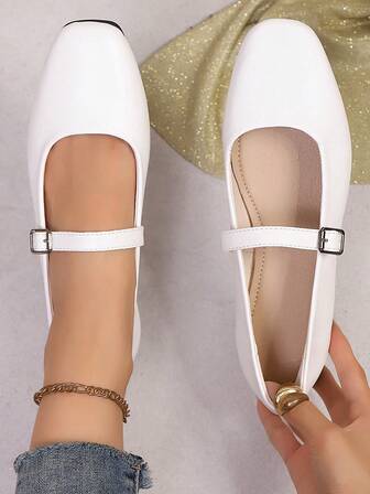 Comfortable Soft Leather Square Toe Slip-On 2025 New Soft Bottom Lightweight Women Shoes, Versatile Elegant Flat Casual Shoes, Retro Buckle Pure Metal Indoors
