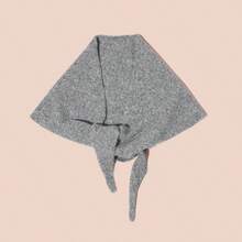 Hatastic 1 buc. Eșarfă/șal triunghiular pufos ușor, culoare solidă, casual, pentru femei, roșu/gri/bej/negru, potrivit pentru întâlniri, cumpărături, purtare zilnică, cadouri, festivaluri de muzică - A - Vizualizare 13