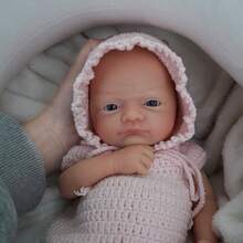 Muñeca Reborn Anne de 12 pulgadas - Pintada a mano, Body de silicona suave completo, ojos grandes, conjunto de suéter rosa tejido a mano, incluye accesorios de alimentación aleatorios - Muñeca de arte coleccionable - Rosa Pálido - Ver 3