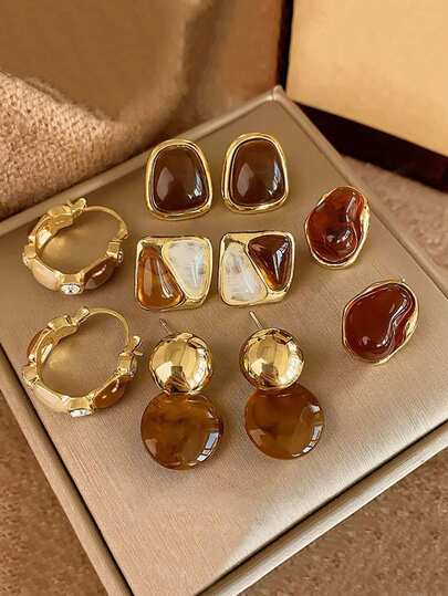 1 Set Minimalist Fashionable Maillard Color Stud Earrings, Vintage Port Style Niche Design High-End Lightweight Luxury Earring Set, Suitable For Women's Daily And Holiday Wear