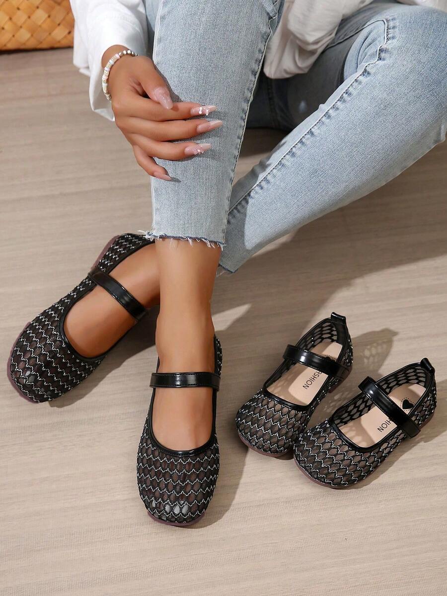 1 par de zapatos planos y sin cordones con diseño de corazón y diamante bordado en malla para niñas, estilo princesa, moda, suaves y ligeros, punta redonda, adecuados para niñas de 2 a 14 años, para todas las estaciones, fiestas y vacaciones - Negro - Ver 1