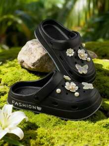 1 Pair 3D Pearl Flower Adult Slippers - Lightweight & Comfortable EVA Material Women's Sandals, Fashion Slides For Spring/Summer, Essential For Bathing, Vacation, Party And Beach - Black - View 3
