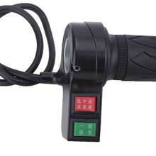 Universal 3-Speed Throttle Grip For Electric Bike, Scooter And E-Bike – High/Medium/Low Speed + Automatic Speed Control, LED Display, Waterproof, Compatible With 24V-72V Handlebars.