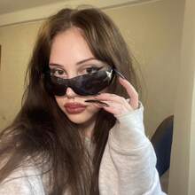 1pcY2K Wraparound Style Fashion Glasses, Millennium Future Style, European And American Glasses, Integrated Personalized Glasses Preppy Style For Back To School Wrap Shape Star Decor - 黑色 - 查看 3
