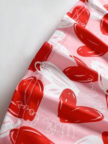 2 pièces/Set Top à manches bouffantes en tissu tricoté doux et confortable avec imprimé cœur graffiti et short en jean, tenue décontractée pour la Saint-Valentin. Convient pour le port en extérieur, au printemps/été