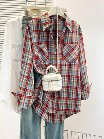 休闲红蓝格子纽扣口袋衬衫，秋季款