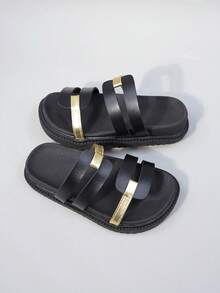 1 Pair Of Girls' Open Toed Sandals, Decorated With Black And Gold Collision Ribbon Elements, PU Material, Soft And Easy To Wear, Low Cut Design, Hook And Loop Straps, Flat Heel Style, Versatile Light Luxury Style Shoes, Suitable For Daily Wear And Holiday Travel - Black - View 8
