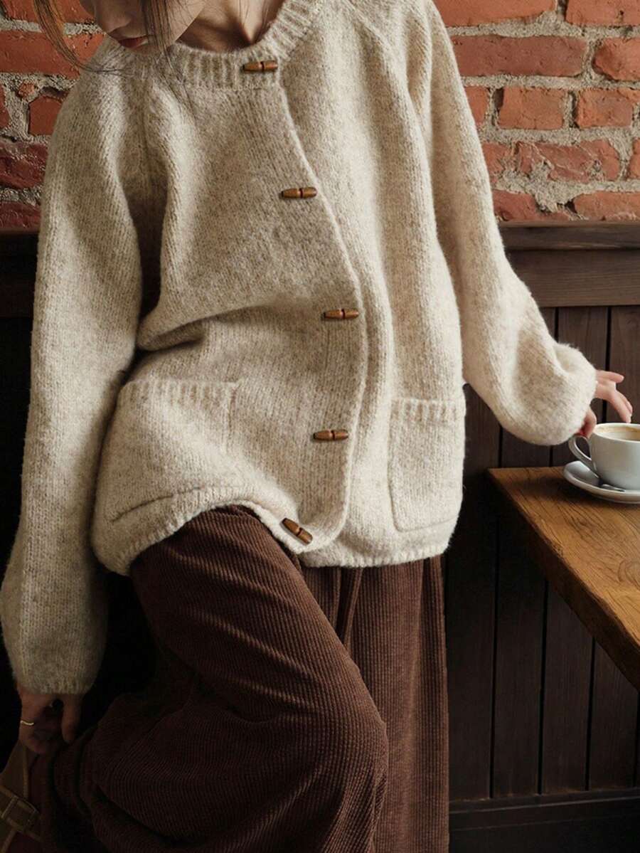 Alicedudu Áo khoác cardigan cổ tròn thiết kế nút sừng phong cách nghệ thuật cổ điển dành cho nữ, mùa thu/đông - Màu be - Xem 1