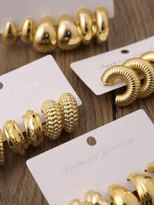 24件套几何造型耳环套装，优雅复古风格，适合日常佩戴，也可作为派对和节日礼物。 - 金色 - 查看 3