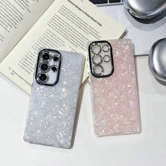 Capa para celular em formato de coração a laser para Galaxy A06 A15/A16/A17/A26/A35/A36/A55/A56/A25/A26/A54 (1 unidade). Também compatível com S23 / S23 FE/S24 FE/S25 / S25 Ultra/S25 FE. Capa com lente perfurada e detalhes em diamante. Capa protetora à prova de choque. Capa para celular moderna.