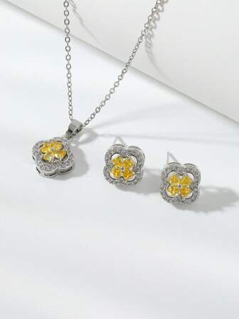 2pcs/Set Fashionable Luxury Clover Shaped Hollow Design Niche High-End Earrings & Necklace Jewelry Set