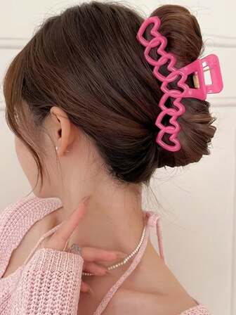 2pcs Minimalist Cute Heart Shaped Resin Hair Clips, Large Solid Color Hair Accessories, Suitable For Women, Perfect For Daily Activities, Parties, Makeup And Dressing Up Fashion Claw Clips Elegant Hair Claws Causal Hair Clutch Beauty Hair Jaw Clip For Valentine's Day Accessories Gift