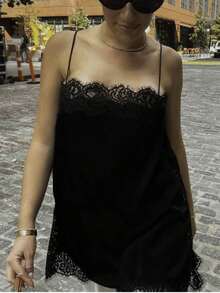 Women Y2k Lace Camisole Top Satin Square Neck Side Split Cami Silk Sleeveless Spaghetti Strap Loose Going Out Tank Backless Nightgown Sleepwear Sliky Short Wedding Nightgown,Party Streetwear,Rave Outfit,Club Outfits,Beach Vacation Outfits,Spring Break Outfits,Valentines Clothes,St Pattys Day Outfit,Easter Outfit - 黑色 - 查看 6