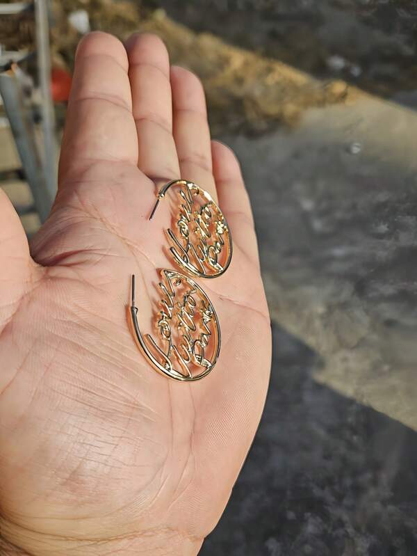 2pcs Exaggerated Letter Design Women's Earrings, Classic & Fashionable Jewelry