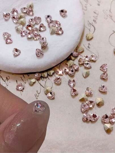 20pcs Pink Small Heart Shaped Rhinestone Nail Art Decorations, Pointed Bottom, Super Shiny 3D Love Heart, Nail Accessories, Parts, Charm, Y2K, Nail, Rhinestone, Suitable For Nail Salons