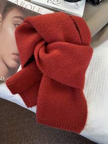 1条柔软舒适、百搭的纯色针织围巾，适合日常、户外、上学、休闲、旅行、送礼，时尚百搭，适合9-16岁儿童，秋冬季节穿着。