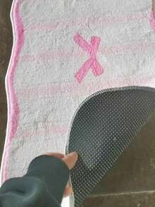 1 Stück weiches Plüsch rosa Schleife & gestreifter Schlafzimmer Teppich, Kunstkaschmir, rutschfest, leicht zu reinigen, leicht und bequem, geeignet für Schlafzimmer und Innenräume, Schlafzimmerteppich, Heimdekoration. Hinweis: Aufgrund von Beleuchtung und Fotografie kann das Produkt leicht von dem Foto abweichen, wobei der tatsächliche Artikel eine hellere Farbe als das kräftige Foto hat. - Verschiedenfarbig - Übersicht 5