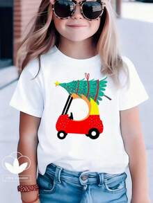 Esta nueva camiseta de manga corta para niñas, 100% algodón, luce modernos estampados de Coche de árbol de Navidad, informal y versátil. Confeccionada con un tejido suave y delicado con la piel, es suave con la piel sensible de tu hija, permitiéndole libertad de movimiento y comodidad durante reuniones familiares, actividades escolares o juegos al aire libre. - Blanco - Ver 1
