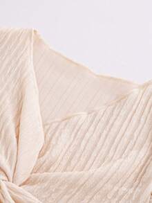 مجموعة من قطعتين للأطفال البنات، تتكون من ملابس علوية بدون أكمام وشورت مناسبة للحفلات والخروج، موديل جديد لصيف - متعدد الألوان - مشاهدة 4