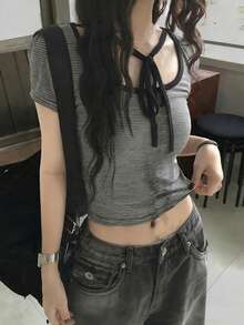夏季新款时尚系带露背条纹短袖T恤，修身露脐百搭上衣 - 灰色 - 查看 9