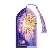 Marcapáginas de vitral con diseño de luna y sol - Elemento mágico diseñado para novelas de fantasía, preferido por entusiastas de la fantasía y amantes de la estética religiosa. - Multicolor - Ver 10