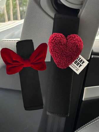 1 st axelskydd för bilbälte, hjärtdekor, premiumskyddande ärm, lämplig för alla årstider